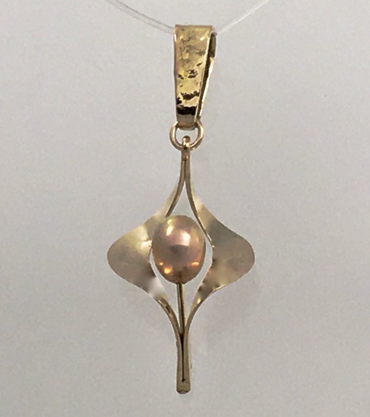 Sweeping Wings Pendant Pink Pearl  14k GF